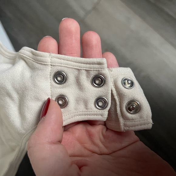 Dynamite Heather Short Sleeve Seamless Bodysuit - Picture 5 of 6